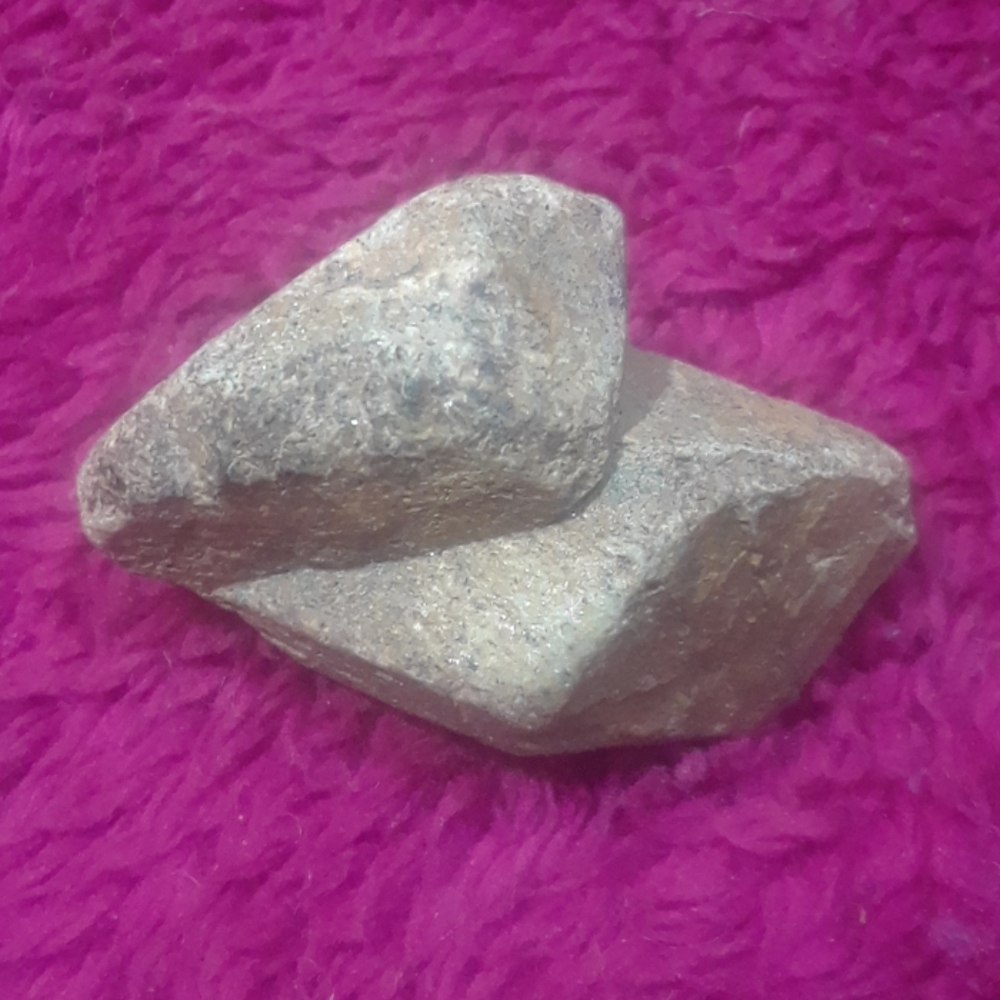 FAIRY CROSS ( Natural Staurolite) 18g 1.5inx1in - Picture 7 of 8